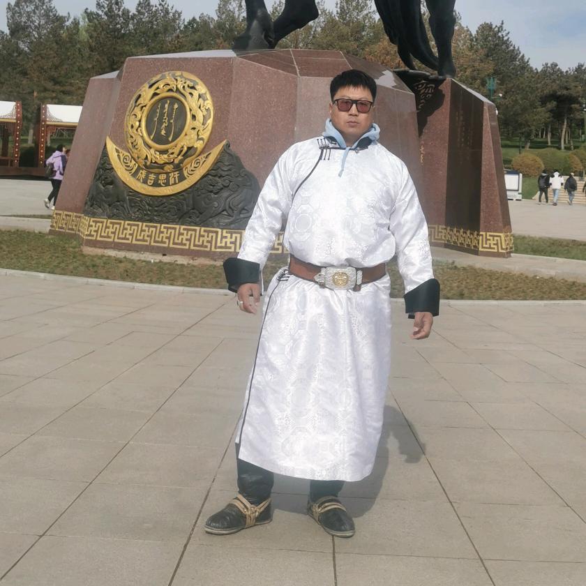 万人敬仰
