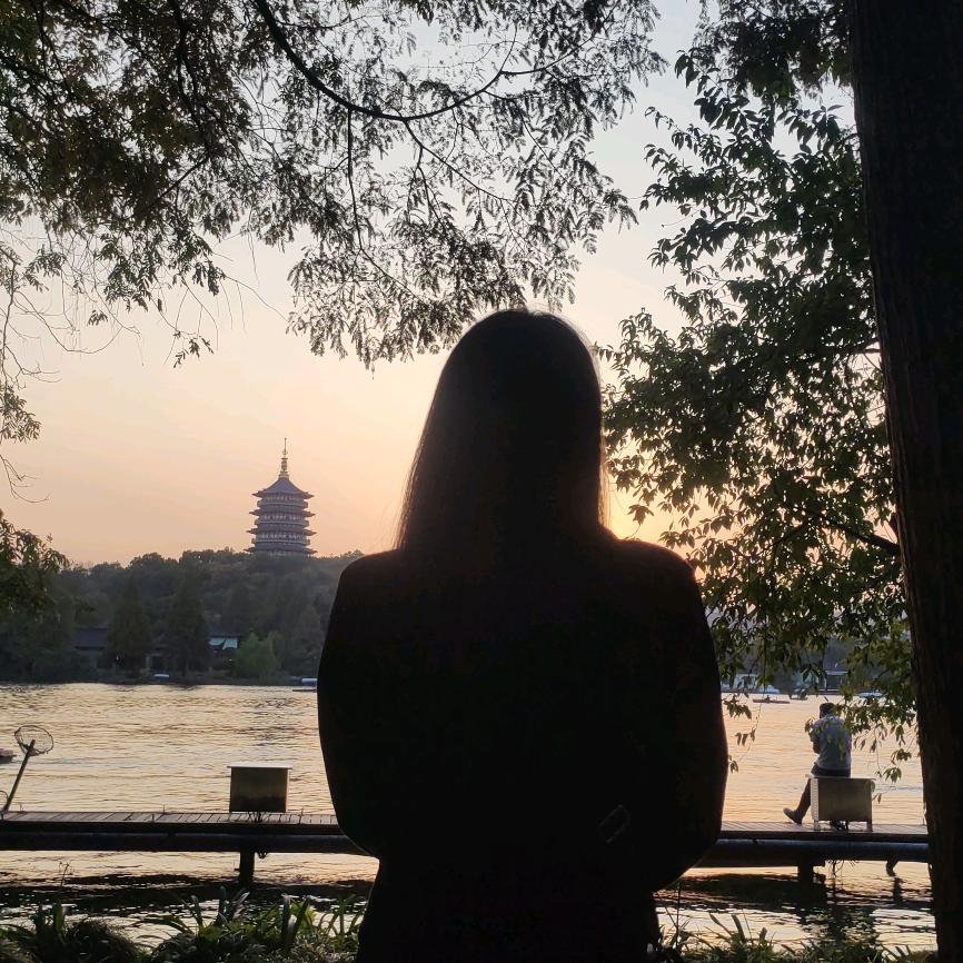 ꧁💋海芋💅🏼꧂