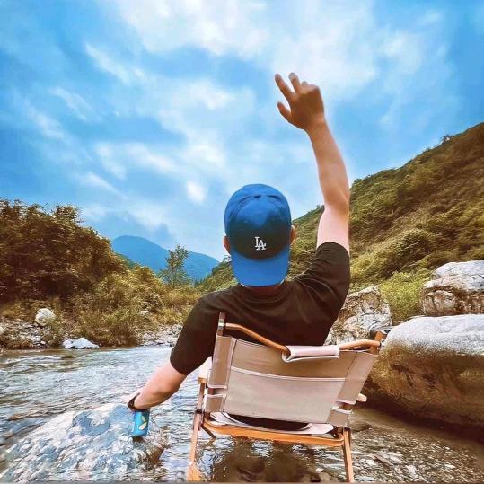 凌晨一点的猫。。