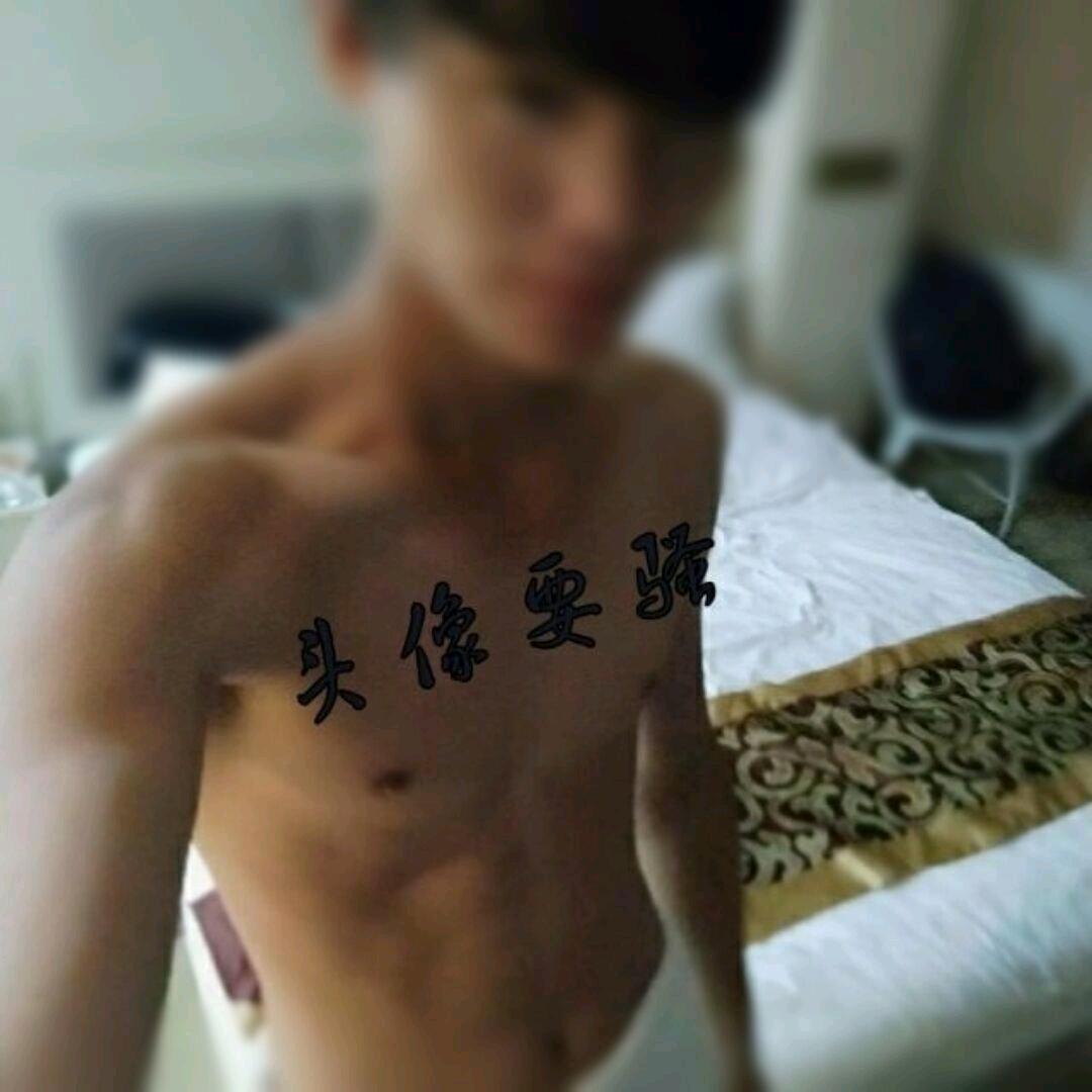 黄小歌
