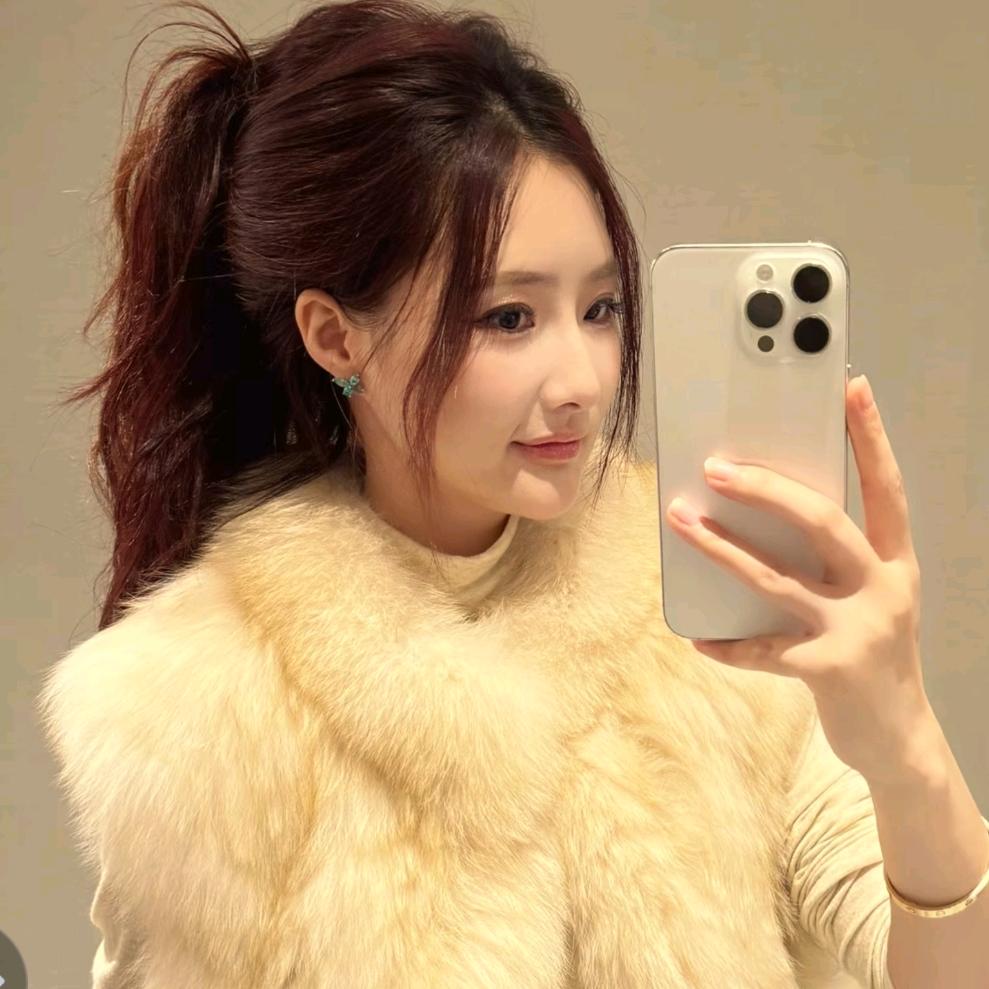 晨妍【日常穿搭分享】