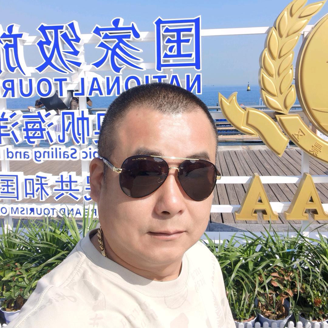 戴桂新