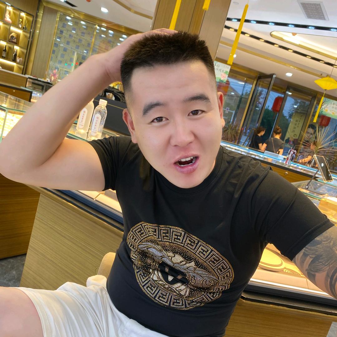 Lsl丶让你醉的人