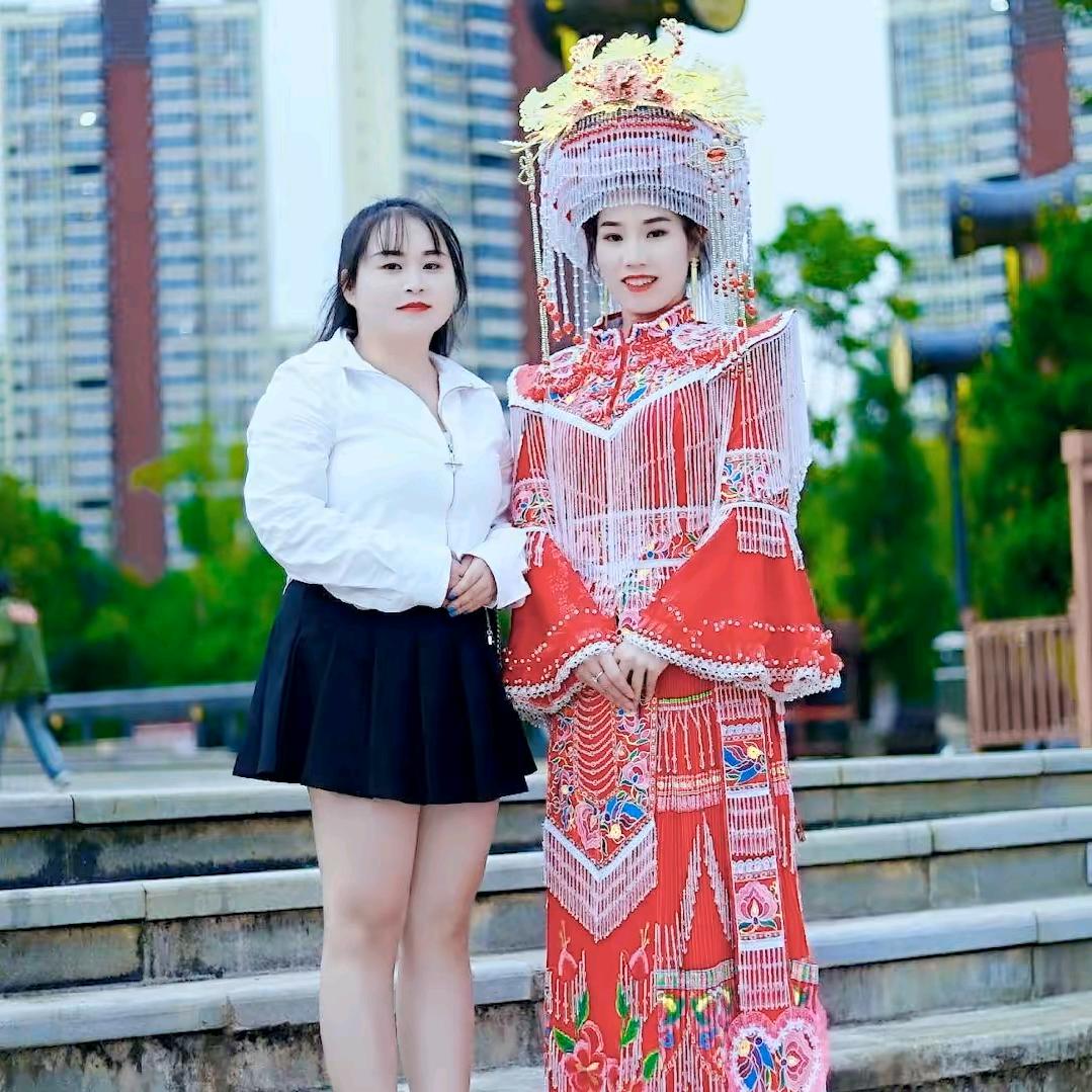 蔓蔓.新歌《是你毁了我人生》