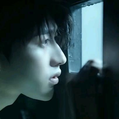 小朋爱搞怪（三角洲跑刀）