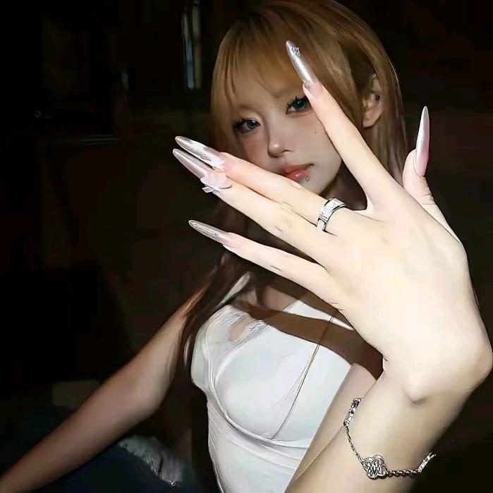 前夫对当男模不屑一顾转身去榜富婆那个夜晚