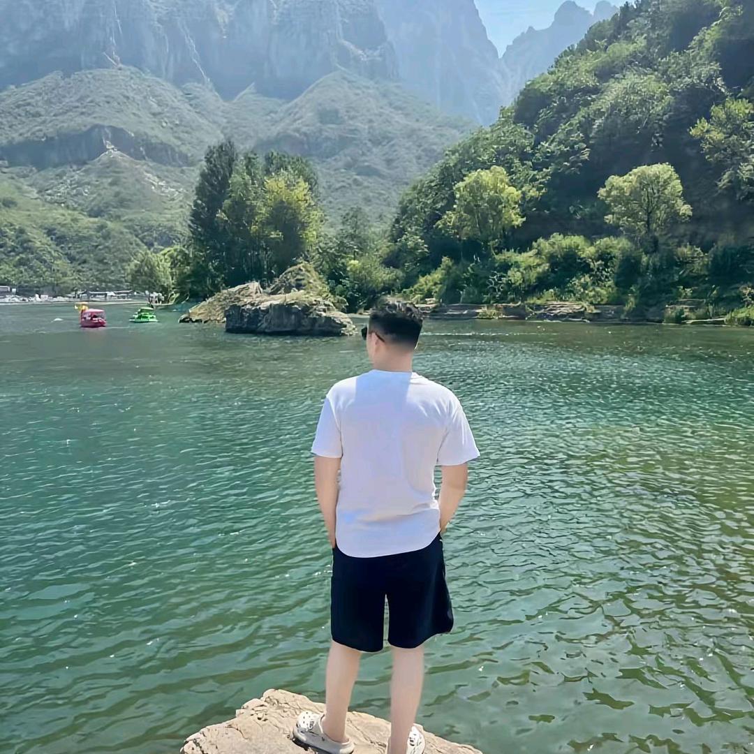 ᭄ℳ๓ 一介俗人°ꦿ