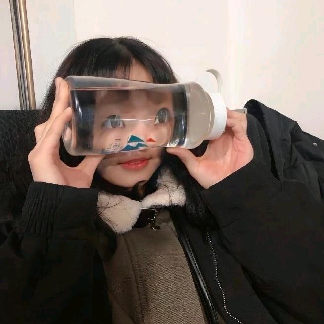 粉红河马