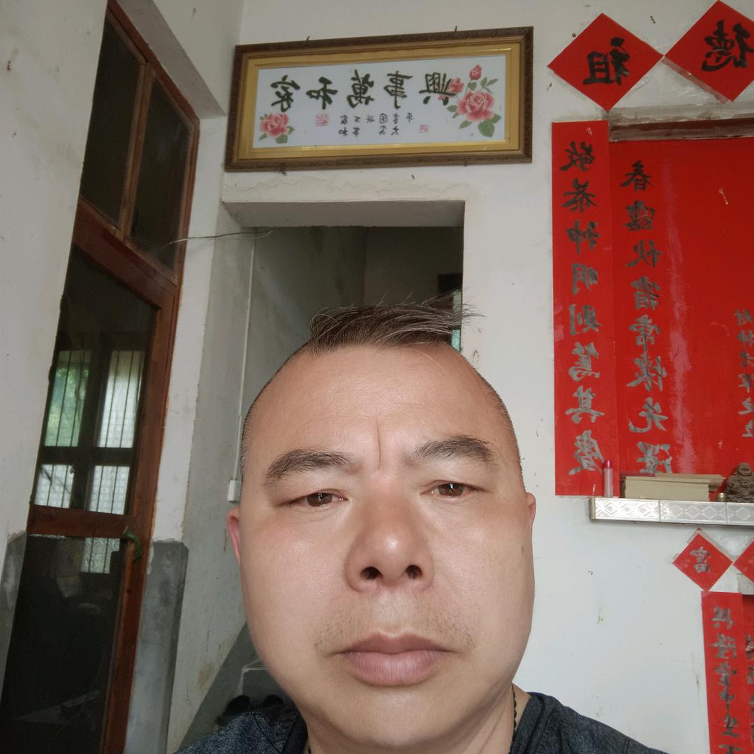 何云山