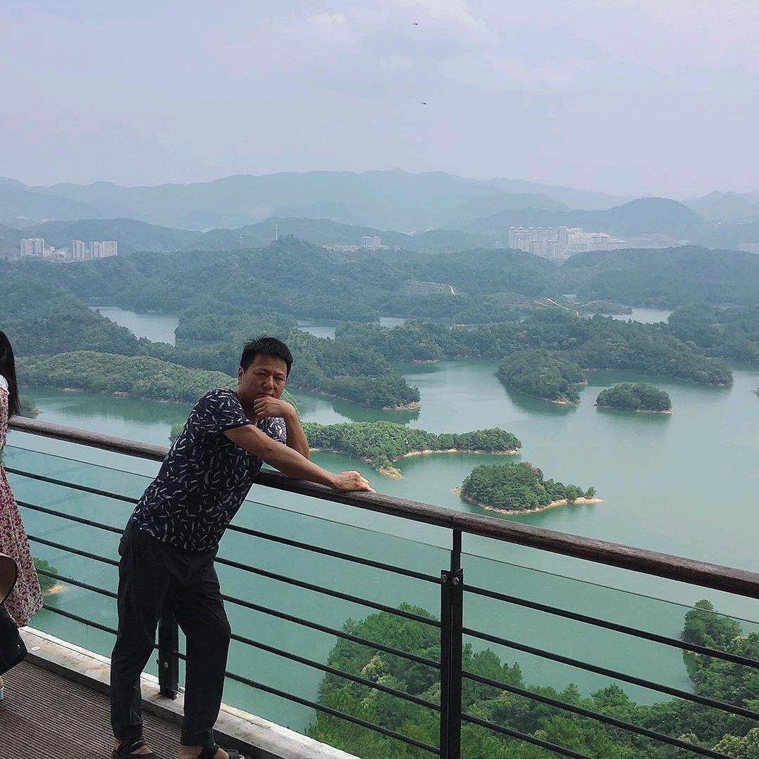 刘一首