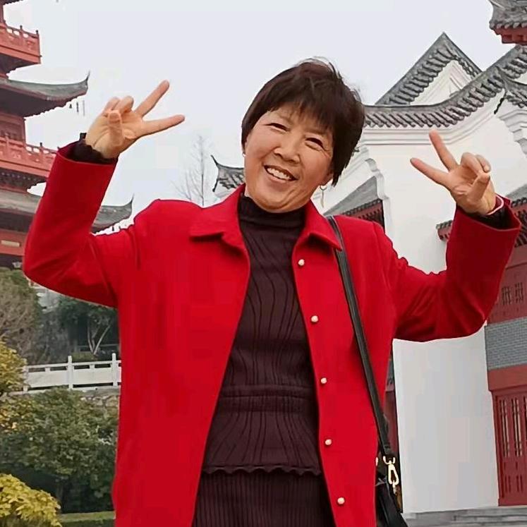 心想事成（龙姐）