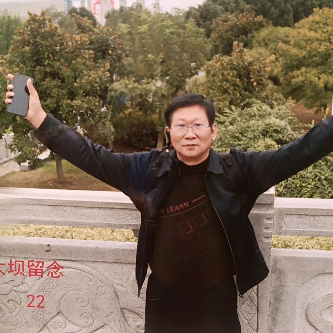 和平头像