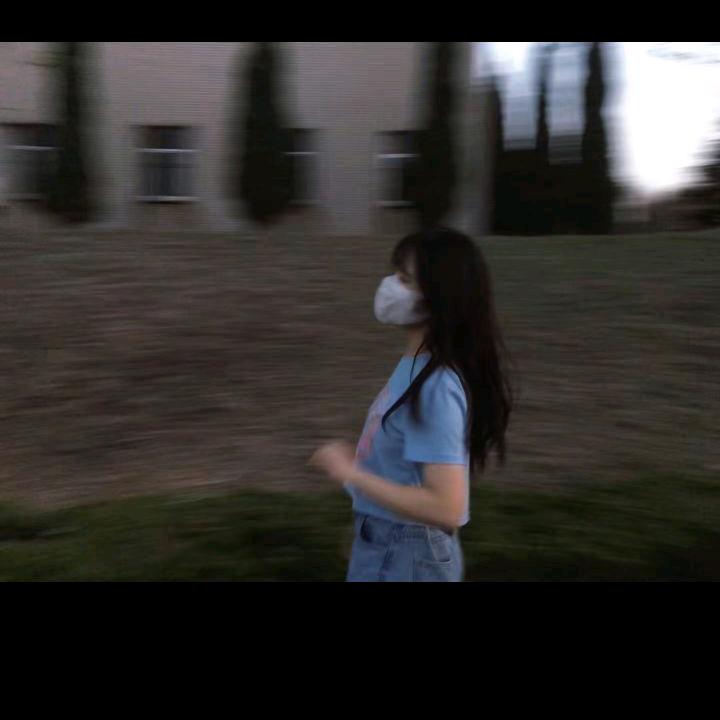芹姐不吃芹菜