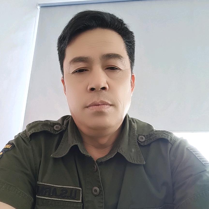 我踏月色而来