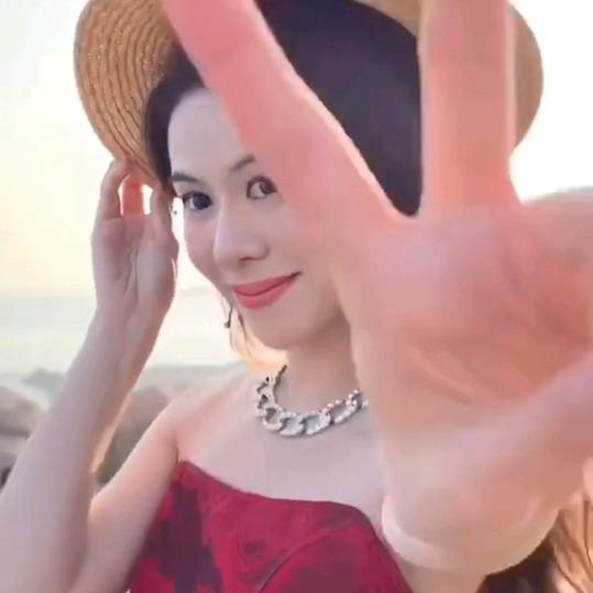 丹妮姐