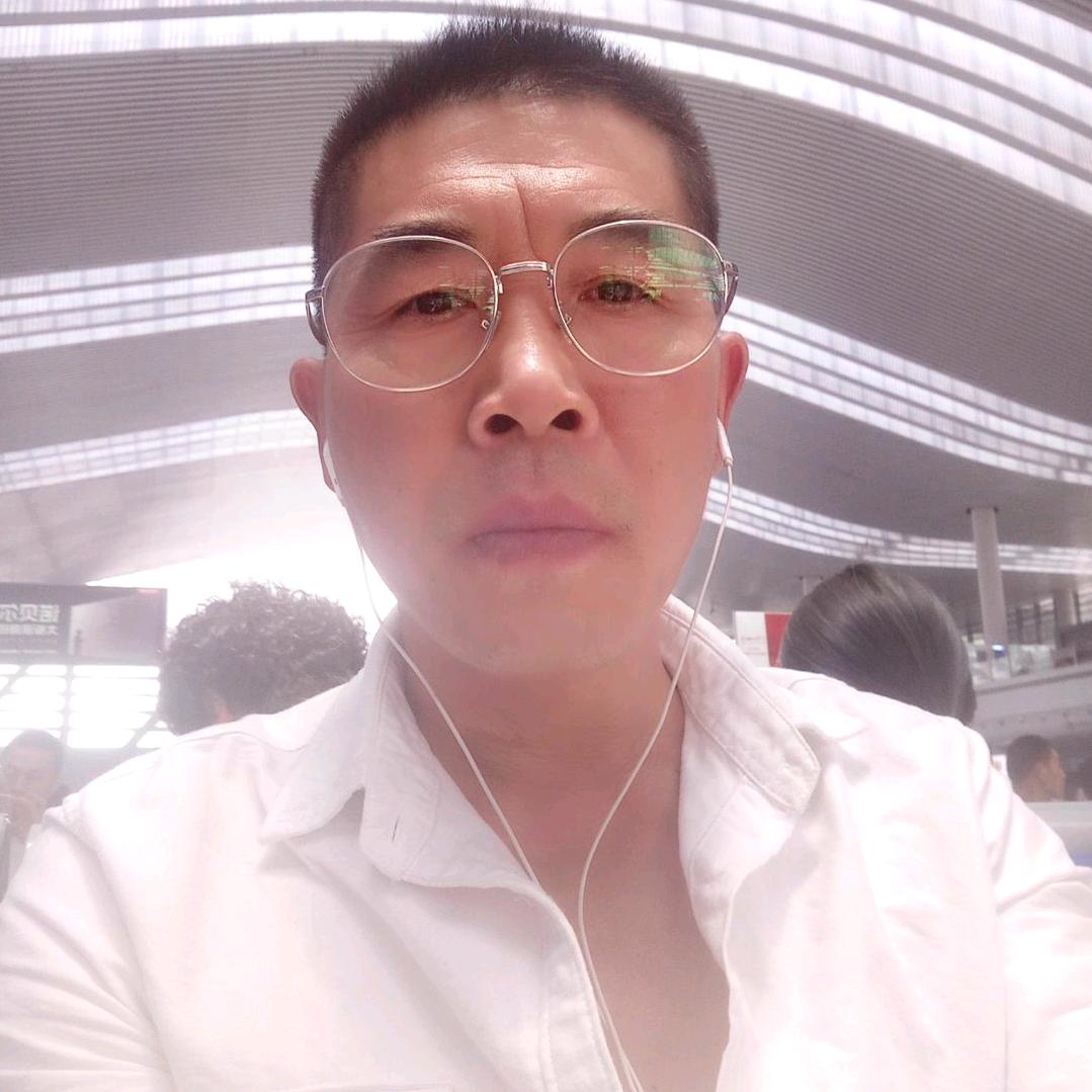 信实哥：大号每月开一次直播！