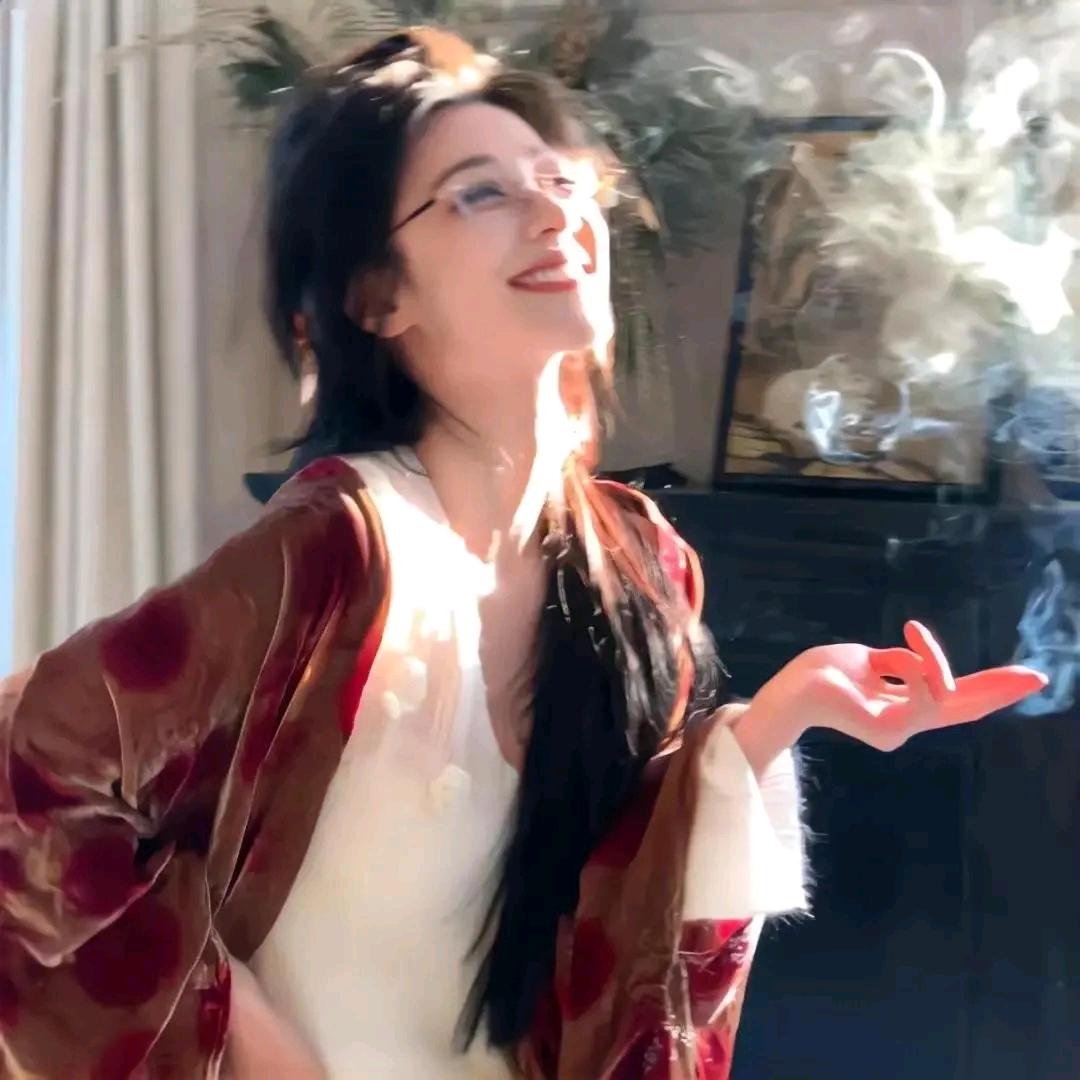 忱七彦