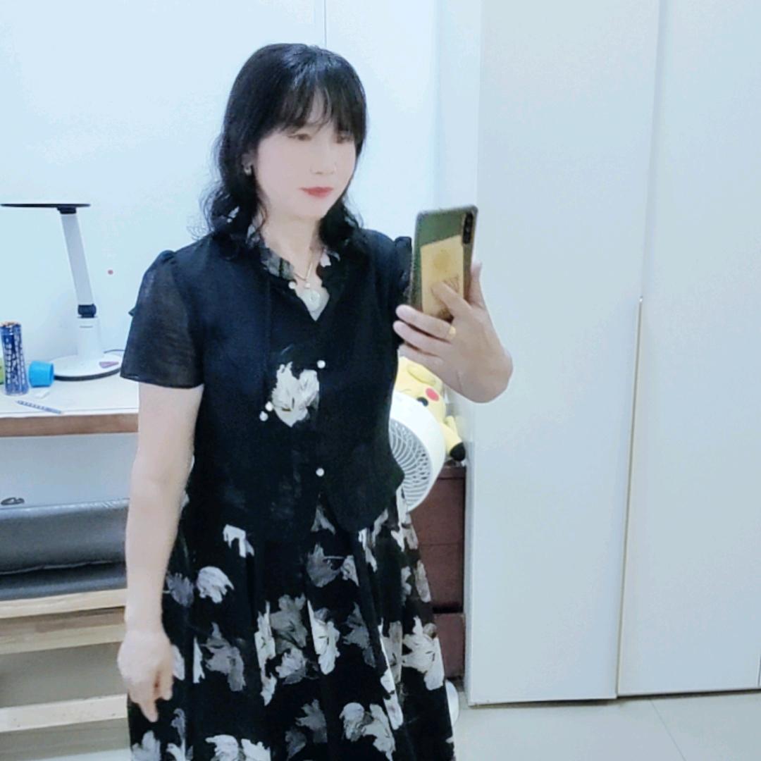 馨馨奶奶（礼貌回赞）