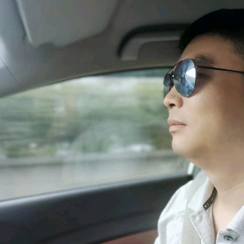 曾经的少年以不再年少头像