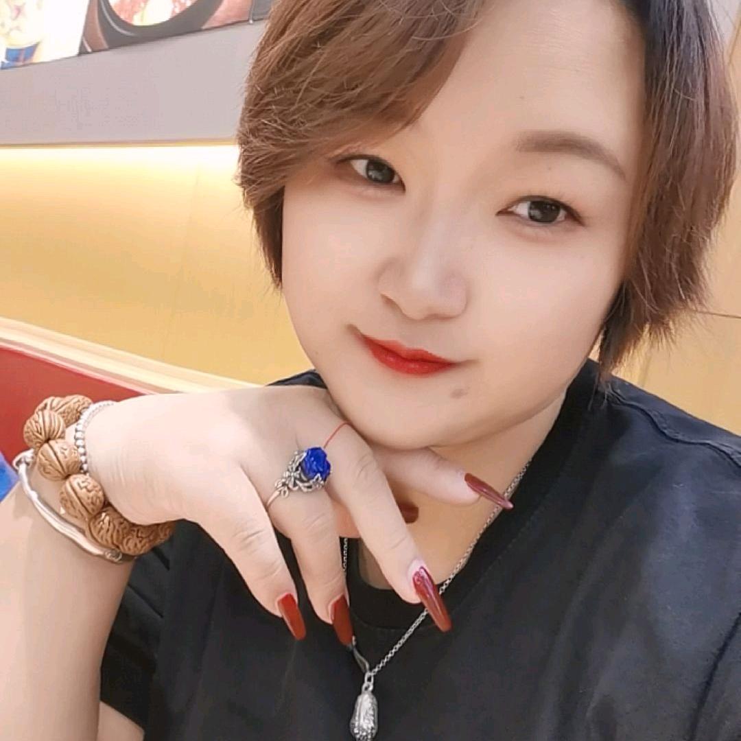 黑玫瑰🌹