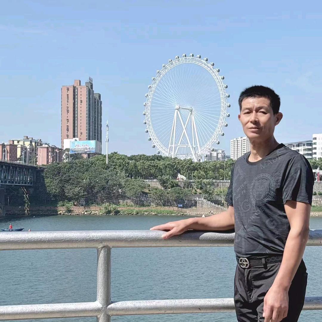 孤傲总裁的周心悦头像