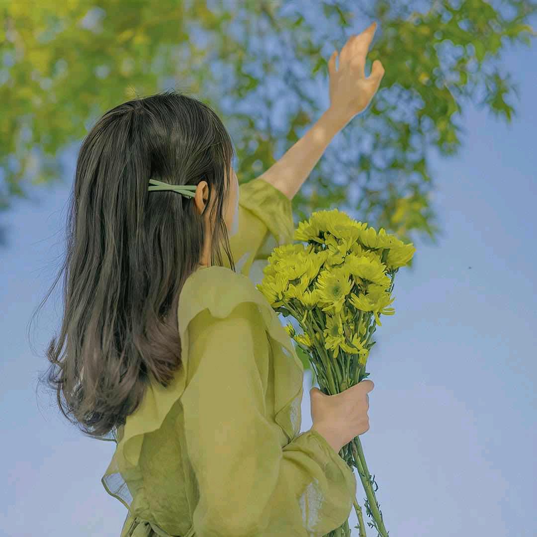 YIYI