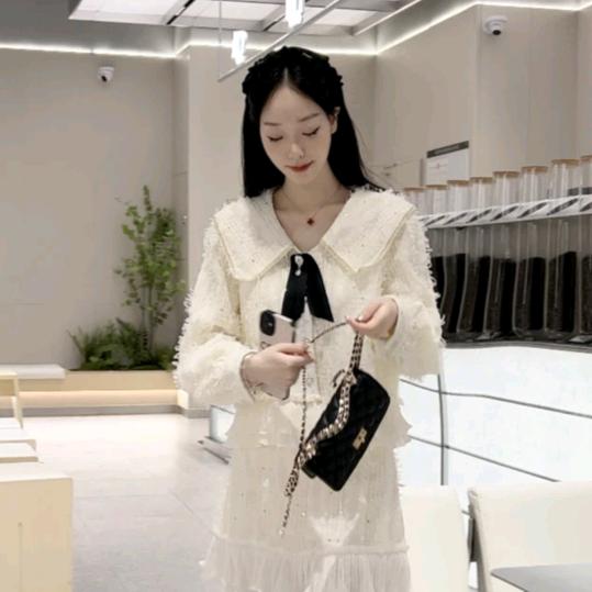 羽妮服饰