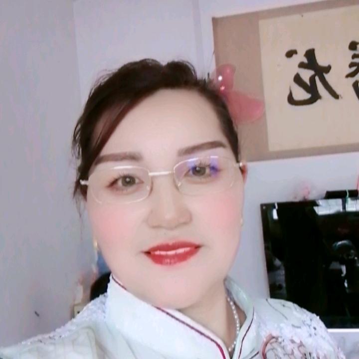 爱戏曲李姐