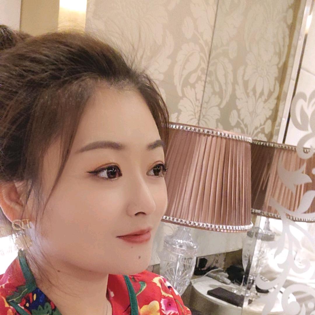 审美造型美妍世家美容师婷婷👄