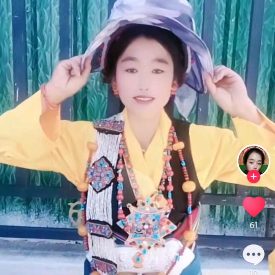 小     桑巴舞者