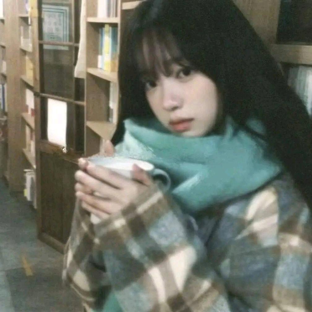 岑莱商贸-运营夏荣芝