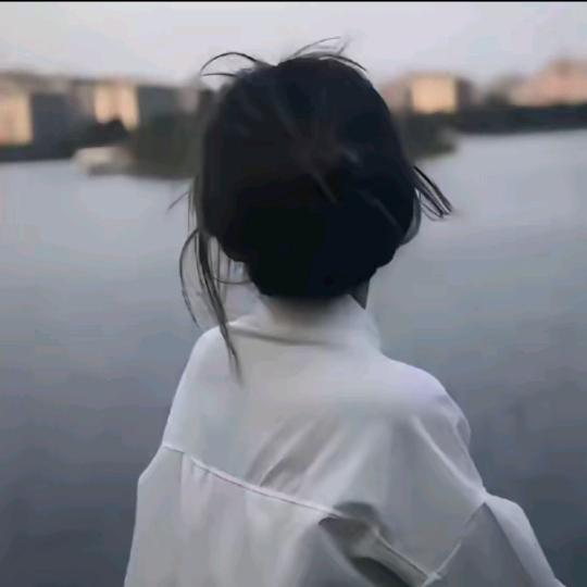 萌萌兔吖💋