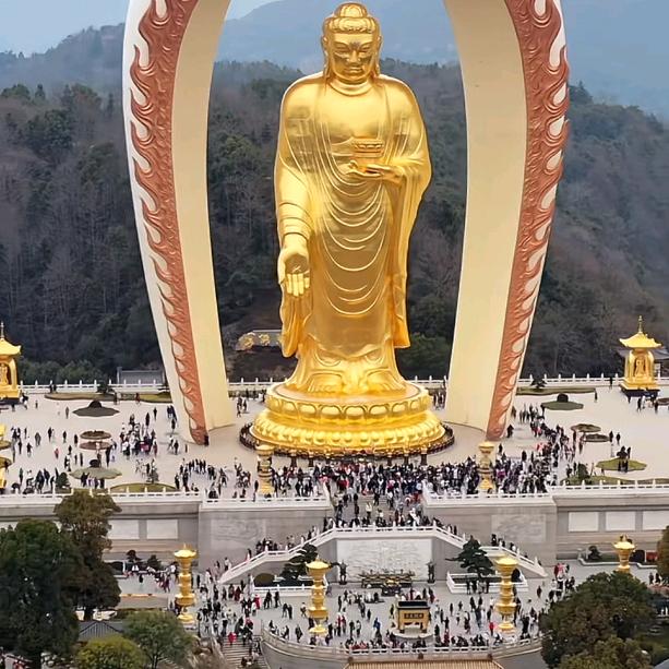 荣少，