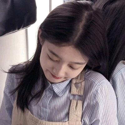 单衫杏子红