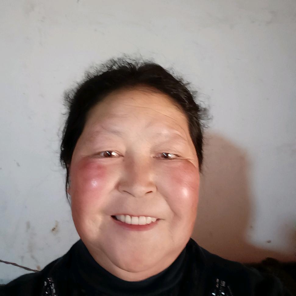 珍姐（中午一点十分开播）