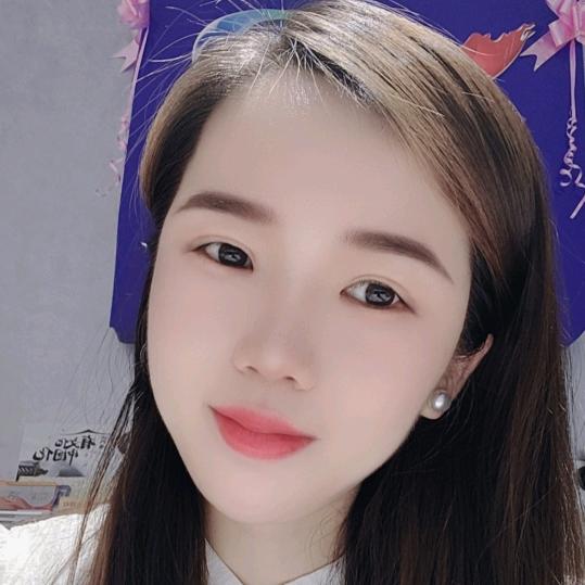 ，