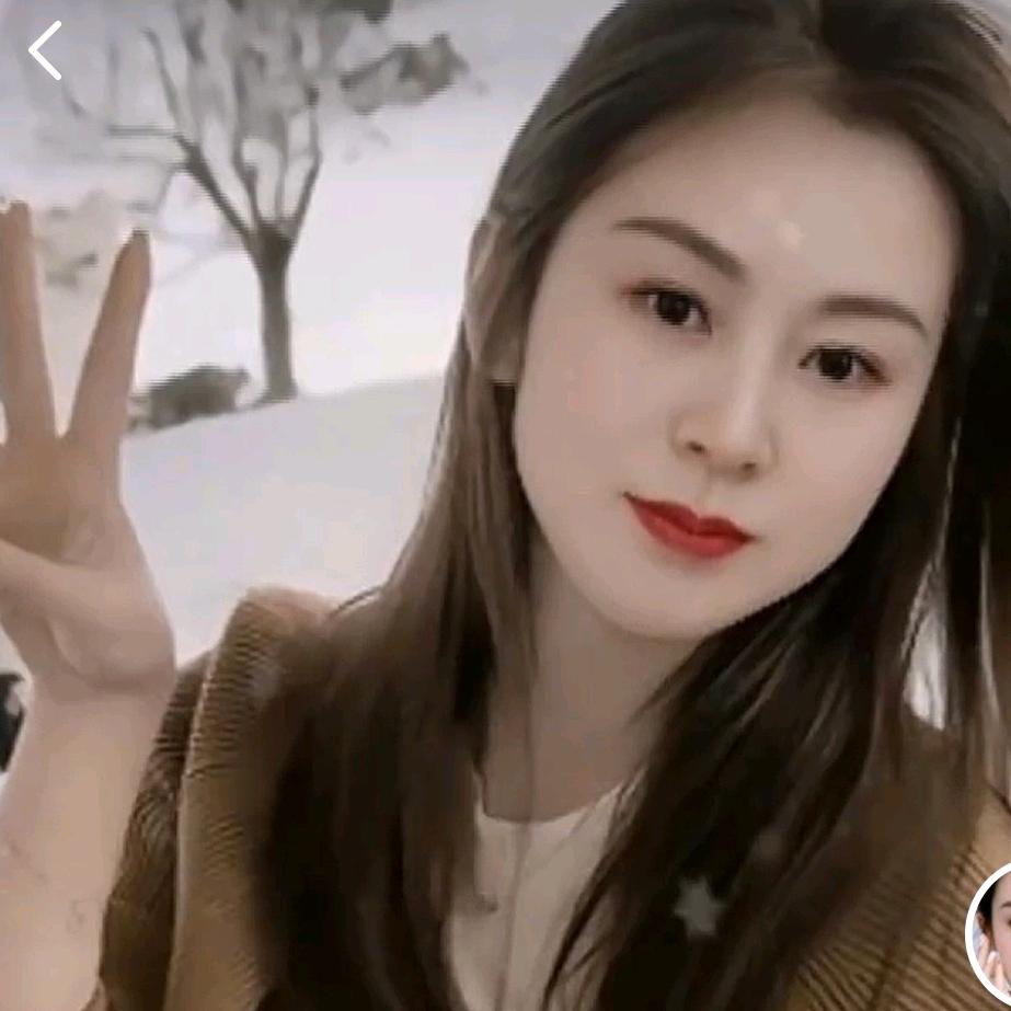 周周在双羊百信之家