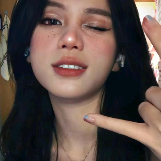 我才不是小哭包