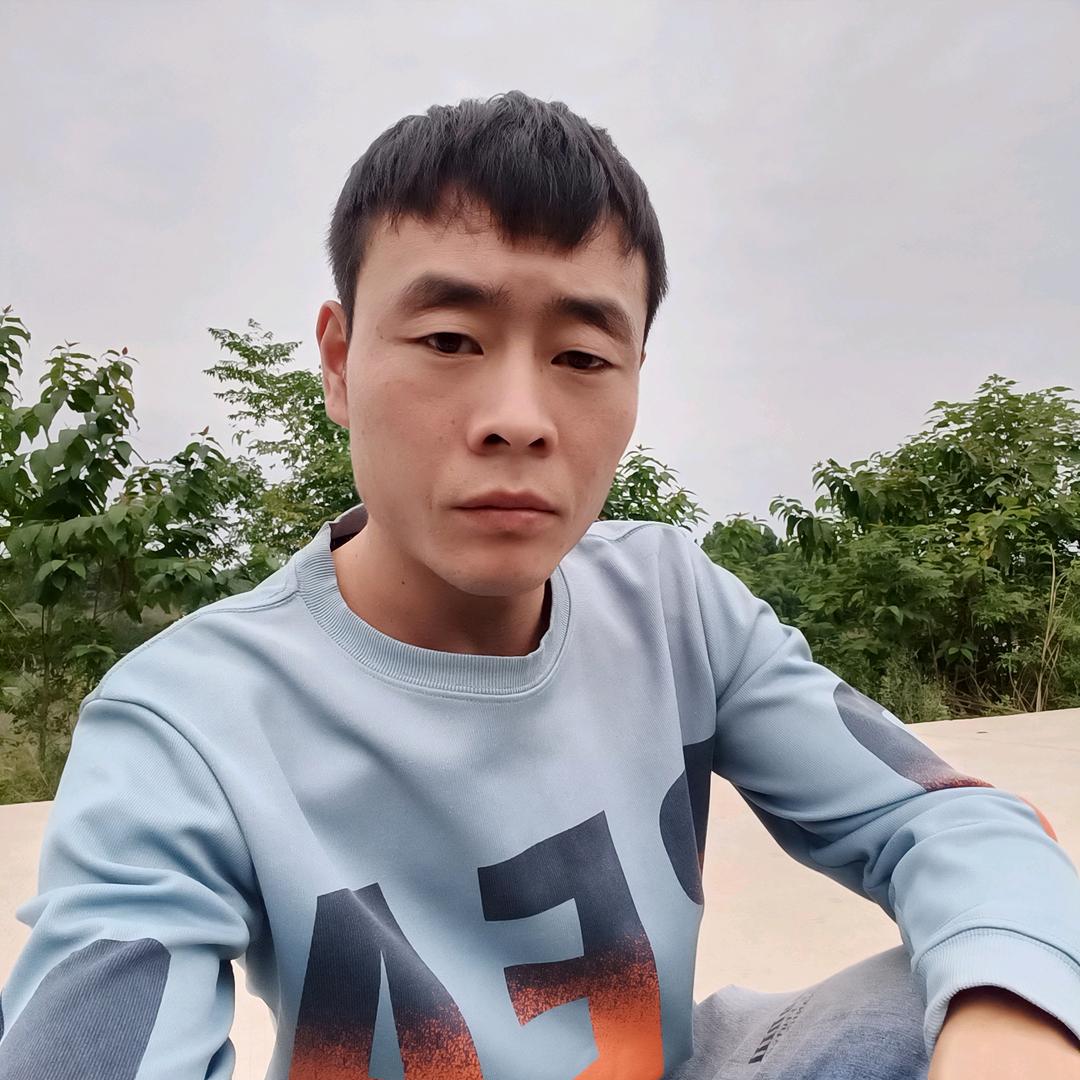 阳光男孩(｡･ω･｡)♡20 24