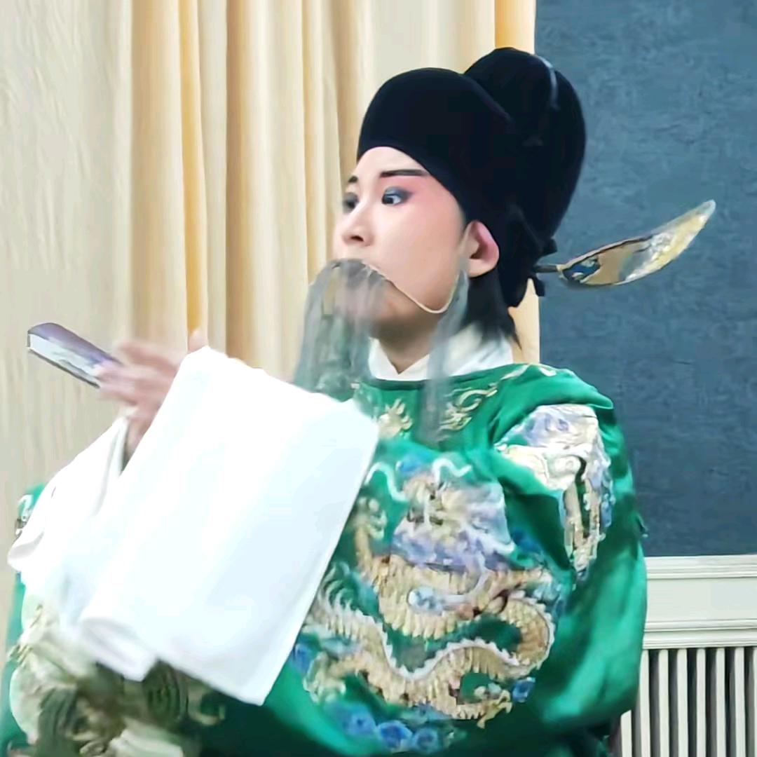千岁不必表人情