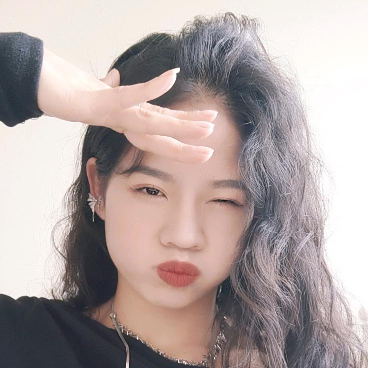 ℳ̶̶丫头