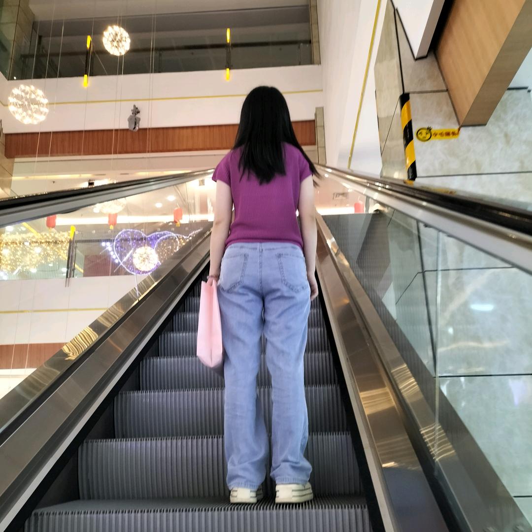 慧慧.