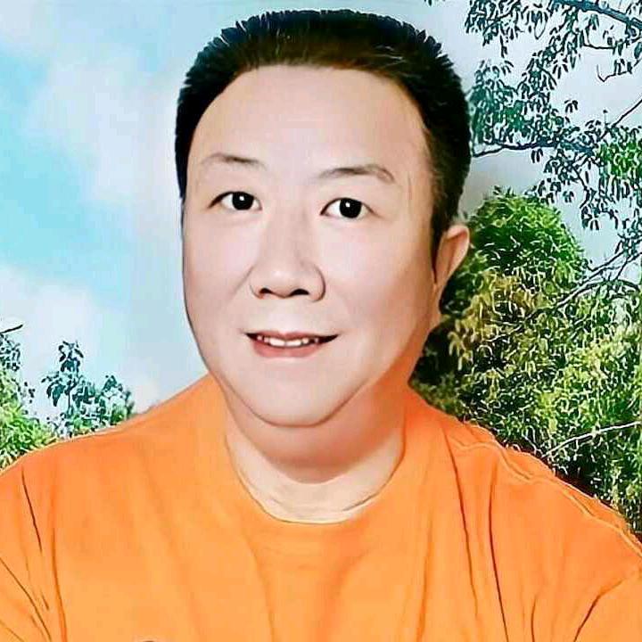 百岁哥
