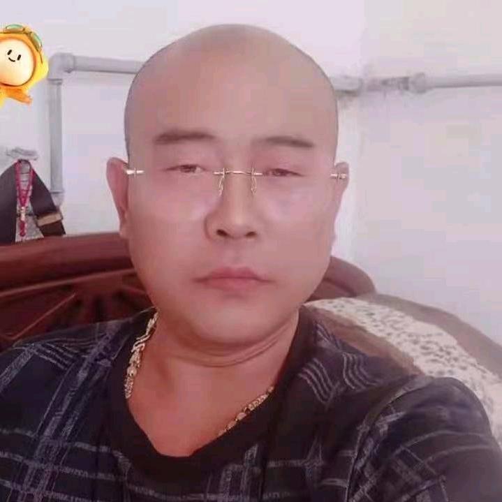 奋斗努力挣钱单身