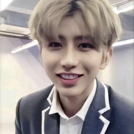 蔡欣(见过蔡徐坤版)