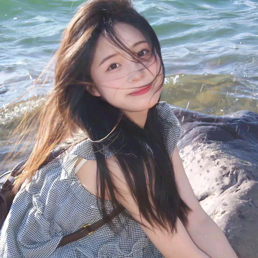 笑着脸酷似丶坚强╰