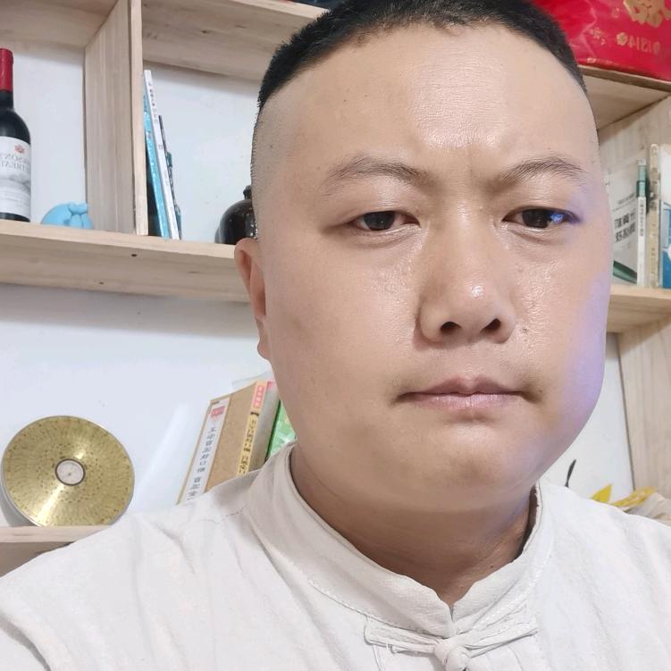 深山放羊的修行人
