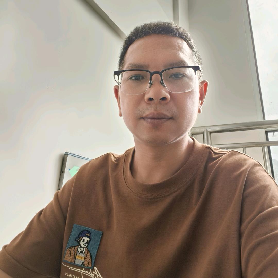 花儿爱上忘情草