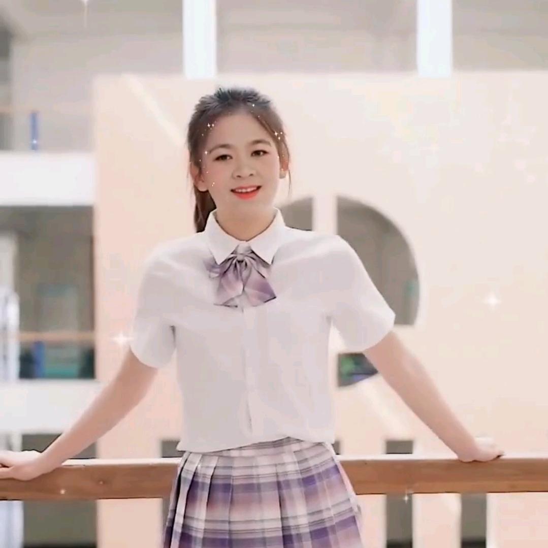 幸运女孩  (LUCKY)