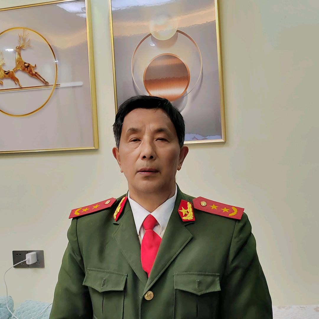 巴中唢呐（吹啦弹唱）赵老师